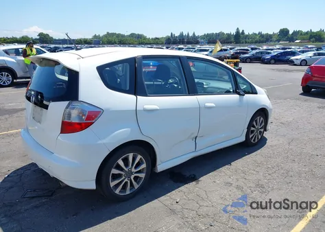 2013 Honda Fit Sport из США, поврежденный, VIN JHMGE8H59DC074101
